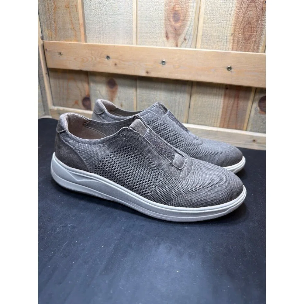 Bzees Size 9 Trophy Womens Slip-On Sneakers Morel Taupe Stretch